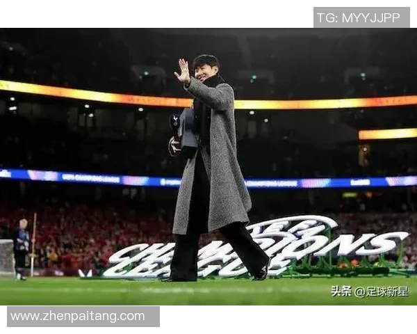 热刺友谊赛大胜里昂红牌事件引发全场热议与转会传闻